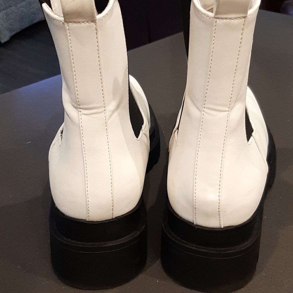 Men's White Chelsea Boots with Black Lug Sole - Picture 5 of 9